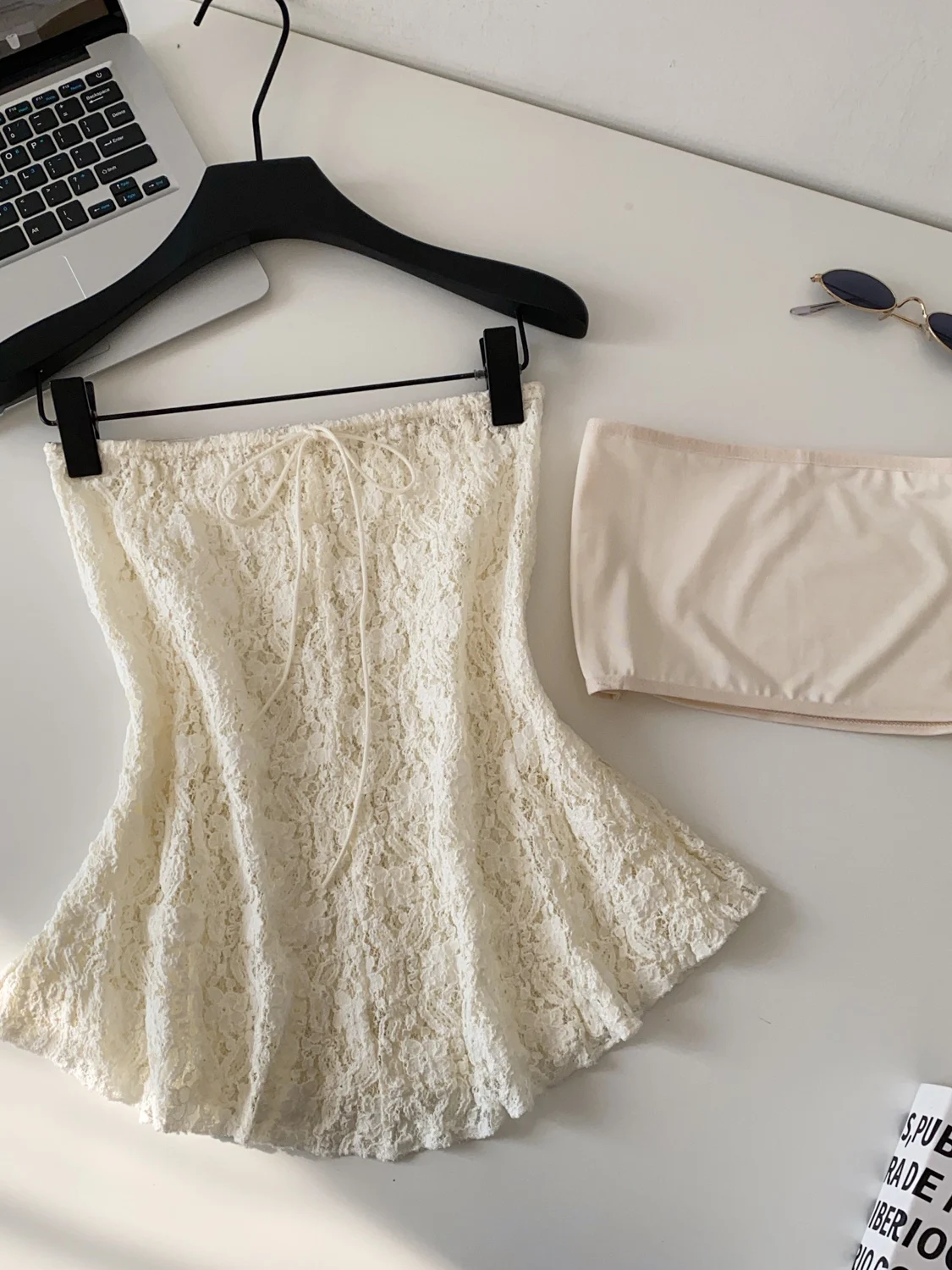Sexy Lace Strapless Hollow out Sleeveless Top Women's Outerwear Slimming A-Line Tank Commute Style Top Polyester Fiber