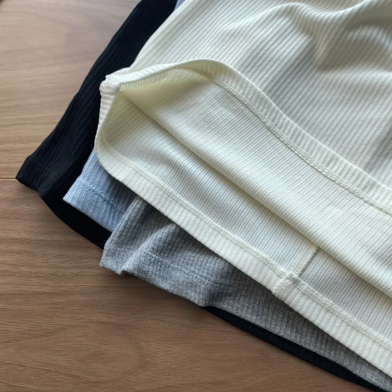 al Leisure Camicie sportive da donna T-shirt da yoga slim a maniche lunghe ad alta elasticità lavorata a maglia filettata Palestra Corsa Allenamento Fitness Canotta