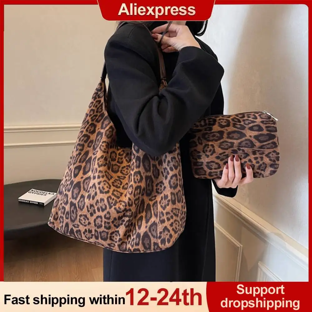 Women Leopard Print Tote Bag Retro Shoulder Bag Large Capacity Faux Suede Leopard Tote Bag Zipper Large Shoulder Bag for Female