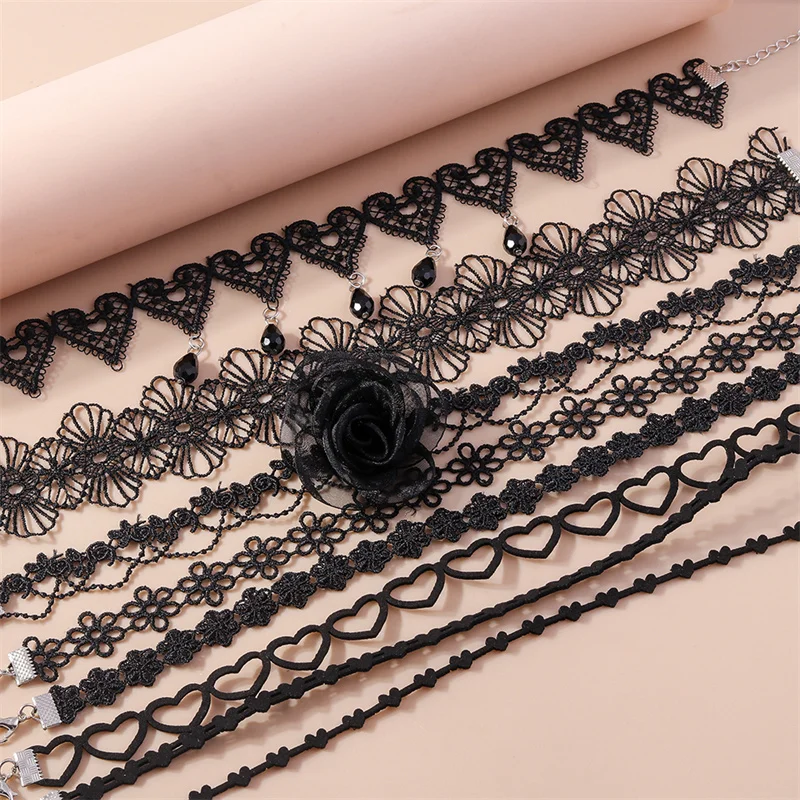 Aihua Gothic Black Lace Necklace for Women Boho Sexy Lace Velvet Choker Necklace Tattoo Steampunk Collar Party Jewelry Gifts