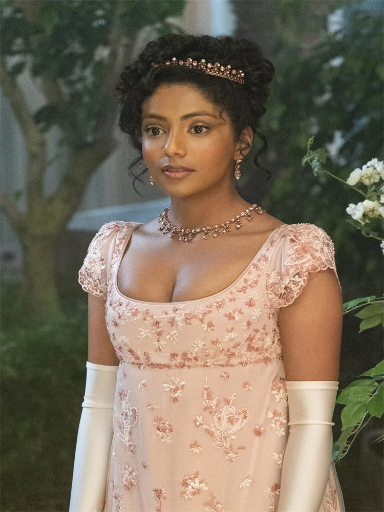 TV Edwina Sharma Cosplay-Kostüm für Damen, elegantes, süßes Spitzenstickerei-Kleid mit hoher Taille, Teeparty-Kleid, Regency-Ballkleid