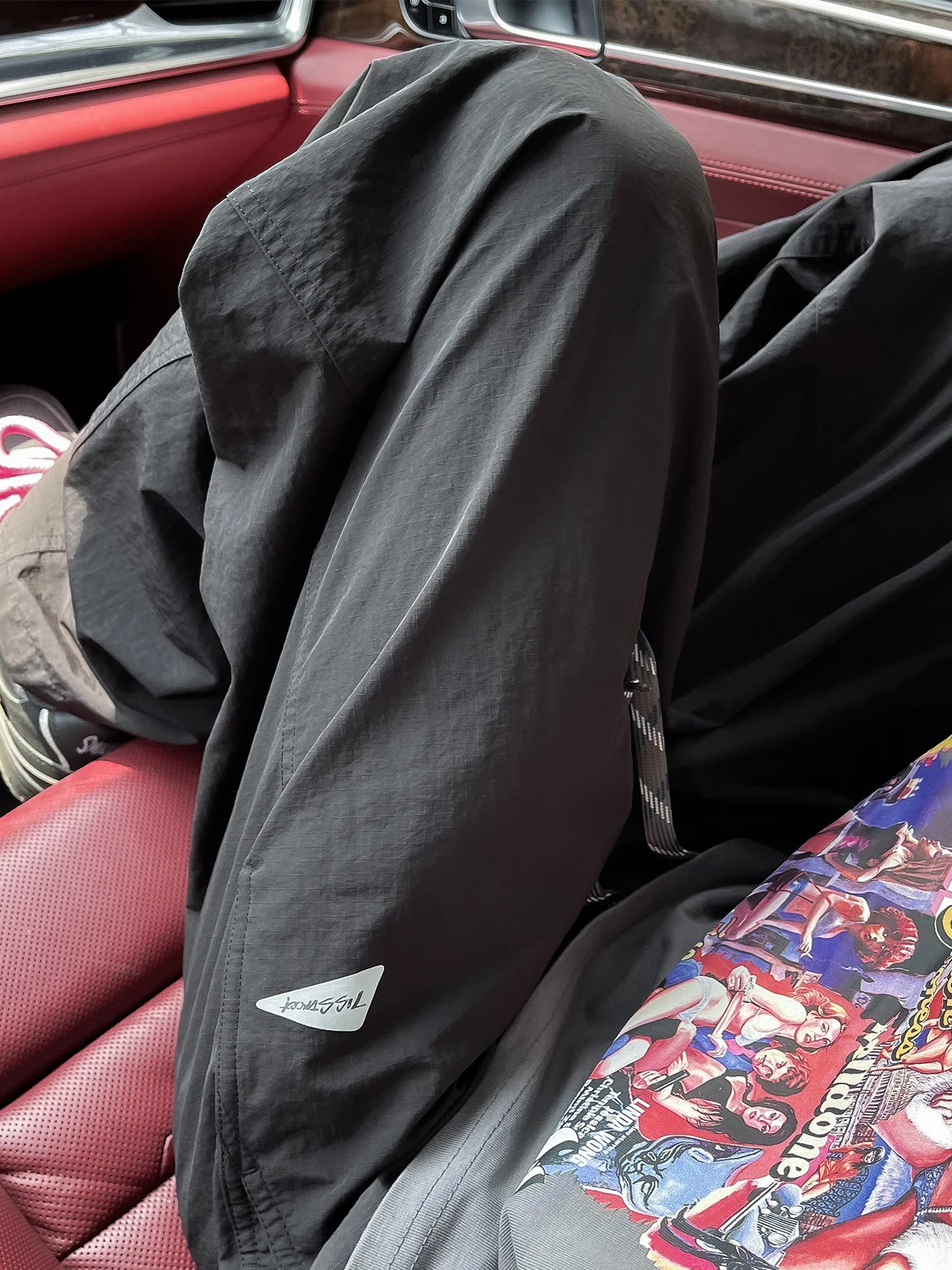 

Summer Thin Pleated Men's Sport Pants Loose Casual Straight Leg Retro Japanese Sle Teenager All-Match Lightweight Trousers