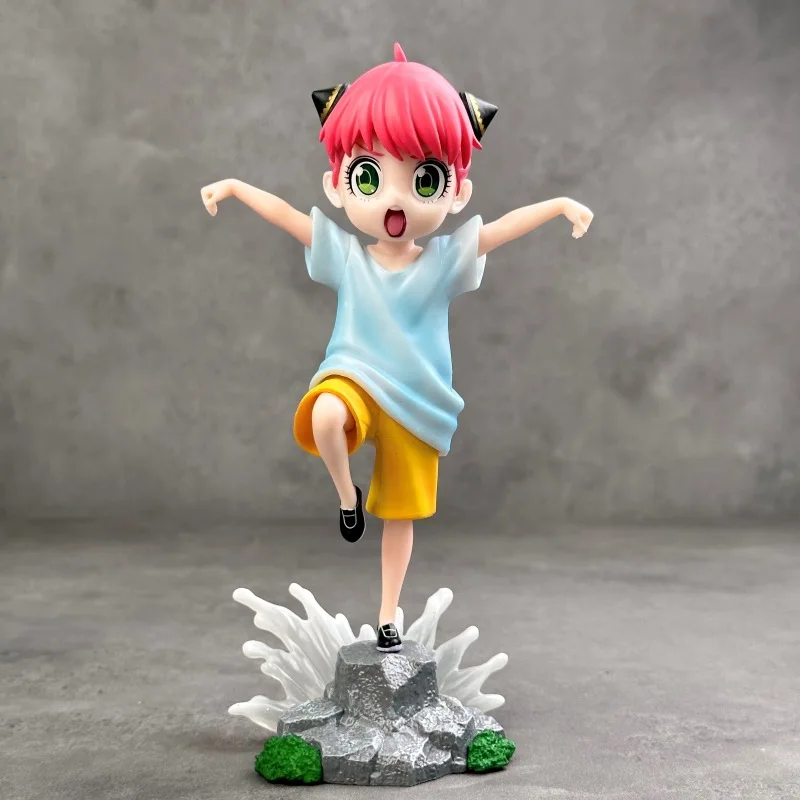 

Bandai Beautiful Girl Handles Spy Family Practicing Arnia Kung Fu Arnia Fujie Decorations Anime Cartoon Model Boxed Handicraft