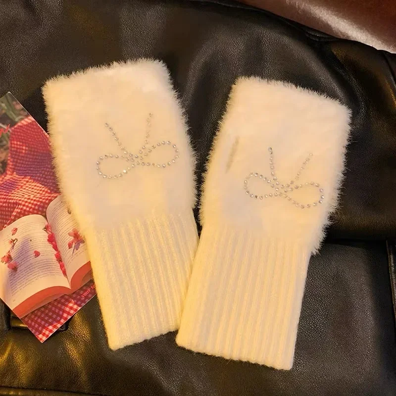 Winter Bogen Strass Halbe Finger Handschuhe Frauen Süße Gestrickte Fingerlose Kristall Bowknot Band Handschuhe Winter Verdicken Fäustlinge
