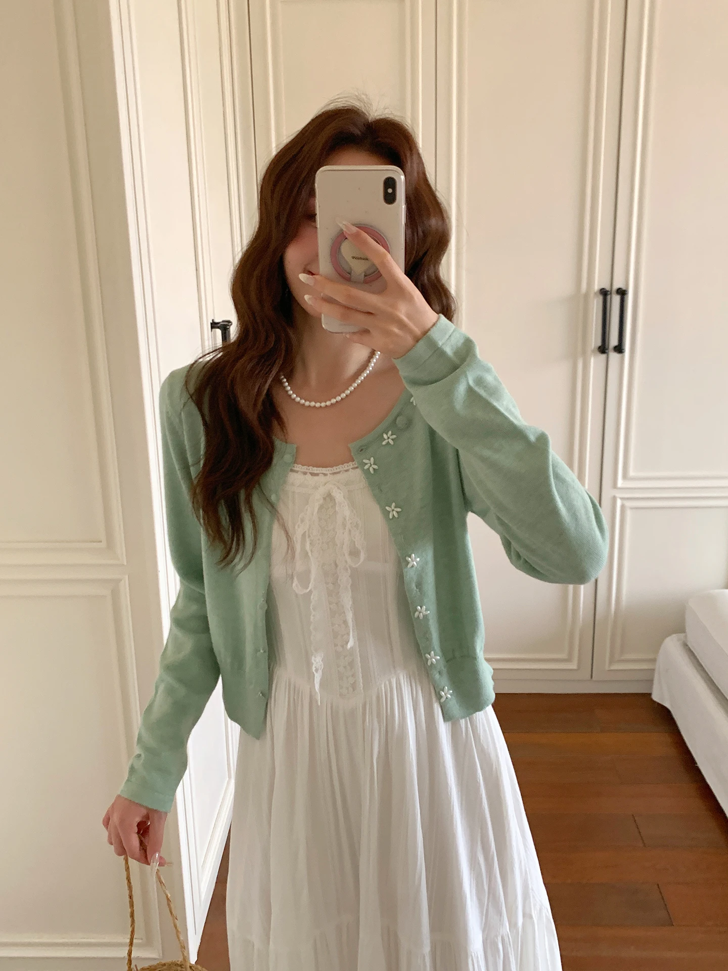 

Вязаный кардиган Even-Yiwen Spring Wild Path в нежном корейском стиле с вышивкой, универсальная верхняя одежда для стройности фигуры