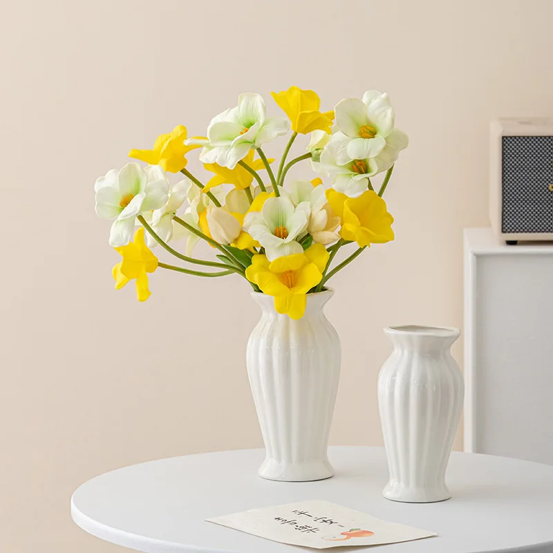 Ceramic High-end Vase North European and American Style White Home Decoration Creative Living Room
