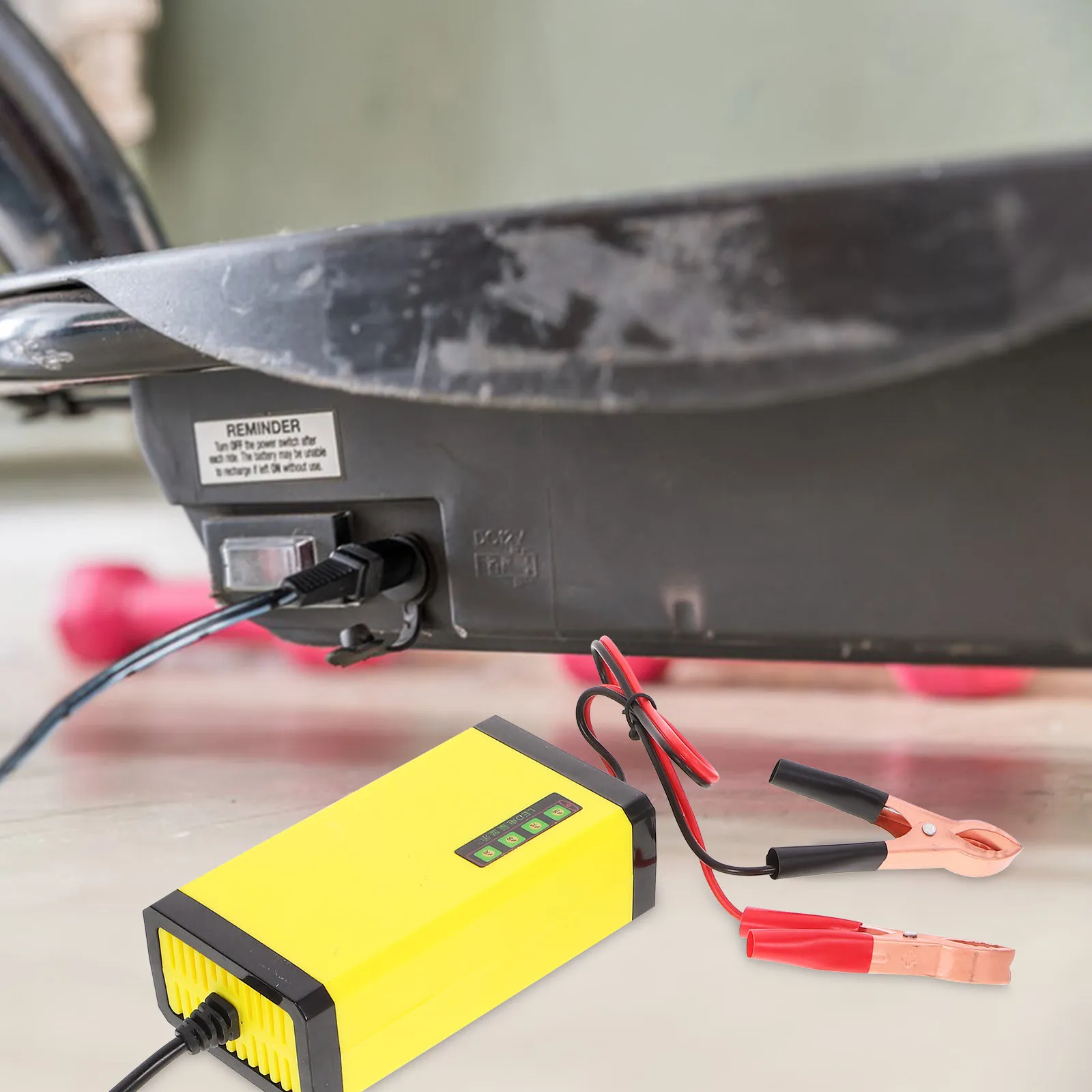 

Motorcycle Battery Charger Portable 12V 2A Power Display Charger for Motorcycle Battery Maintenance 110-240V Us Plug