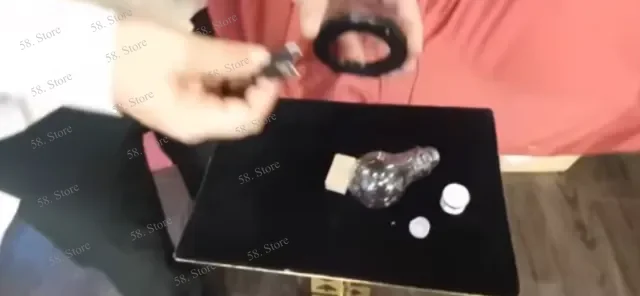 

Light Anywhere от Jeimin Lee & Magic Artist Волшебные трюки (58, загрузка в магазине)