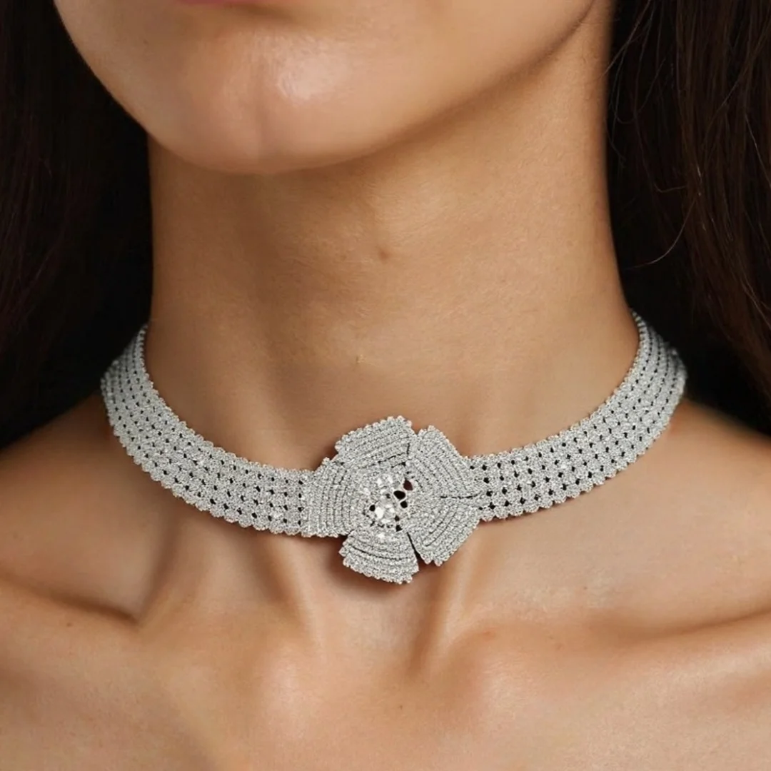 

European and American rose sparkling multi row rhinestone necklace, fashionable and personalized necklace, Valentine's Day acces