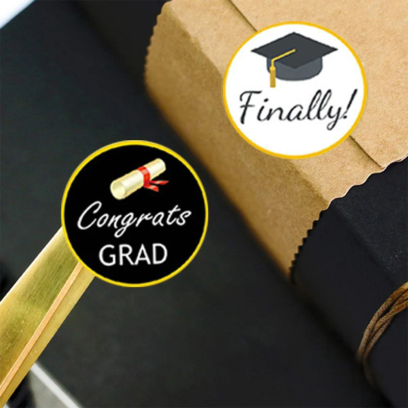 ﻿ ﻿   24 قطعة قبعة التخرج البكالوريوس على شكل ملصقات التسمية الخريجين ديكور ذاتي الصنع هدية ختم تسميات تهنئة غراد حفلة لصالح المورد