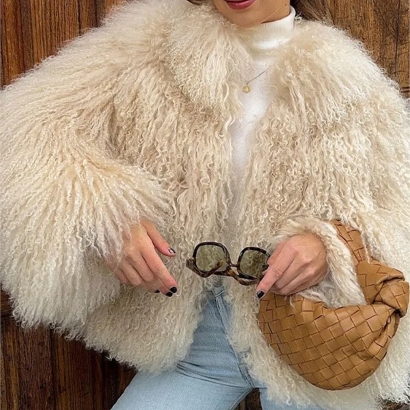 

2025 Autumn Women's Solid-Color Short Faux Fur Jacket Street-Style Trendy Loose-Fit Outerwear Warm Comfortable Coat Daily Wear