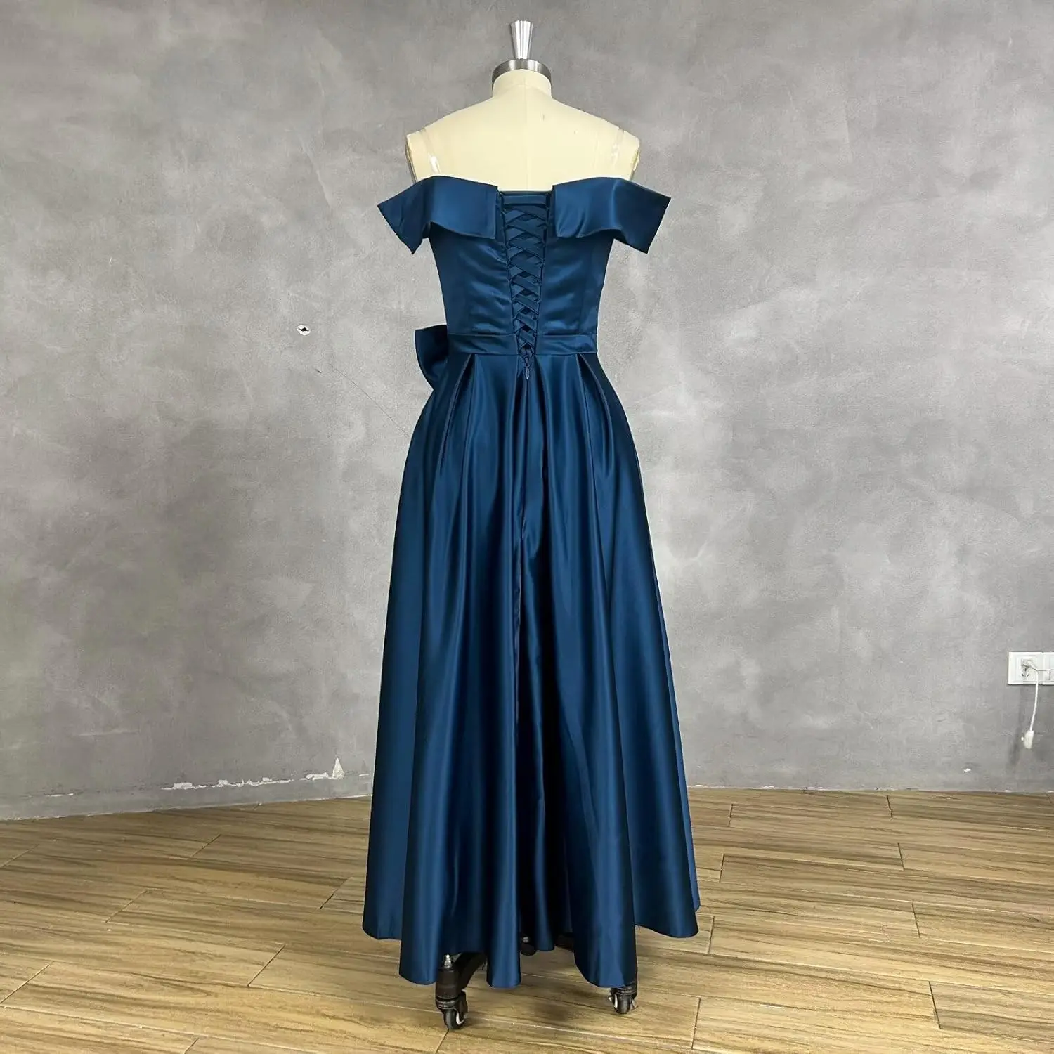 Robes mère de la mariée en satin, épaules dénudées, avec nœud, pour mariage, longueur thé, robe de soirée formelle avec poches