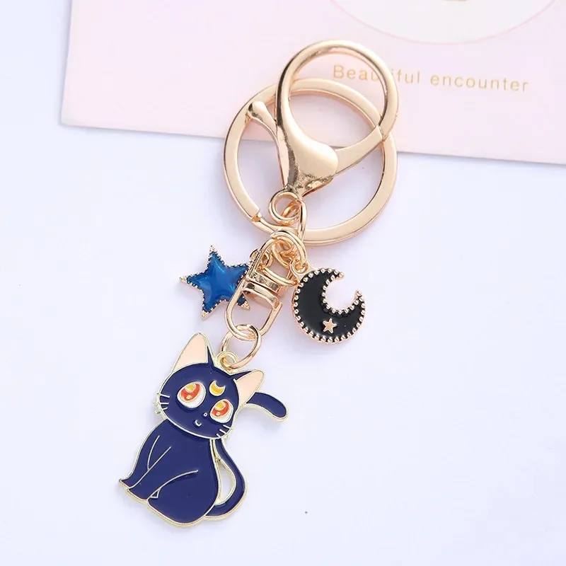 Sailor Moon Keychain Anime Moon Cats Baked Enamel Jewelry Zinc Alloy Couple Keyring Pendent Accessory Key Chians Gift for Women