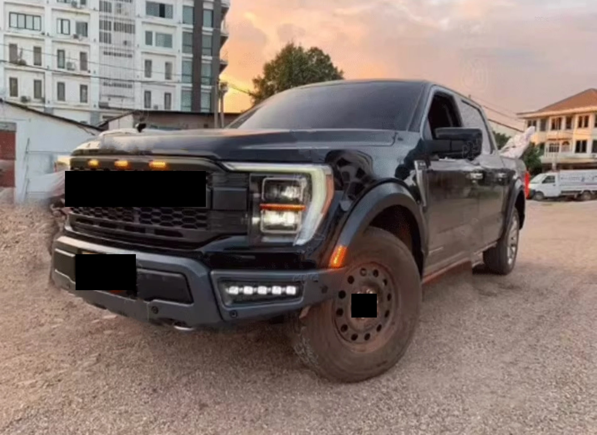 Szeroki przedni tylny zderzak Kratka do brwi Ford F150 Zmodyfikowany Raptor Nowy styl Body Kit Surround Akcesoria samochodowe