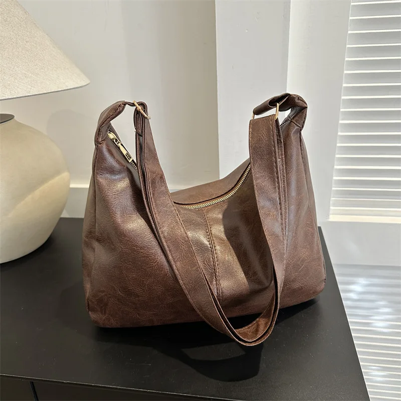 Niche Design Retro Crossbody Bag Women's New Korean Version Tote Shoulder Bag Fashion and Versatile Large-capacity Shoulder Bag