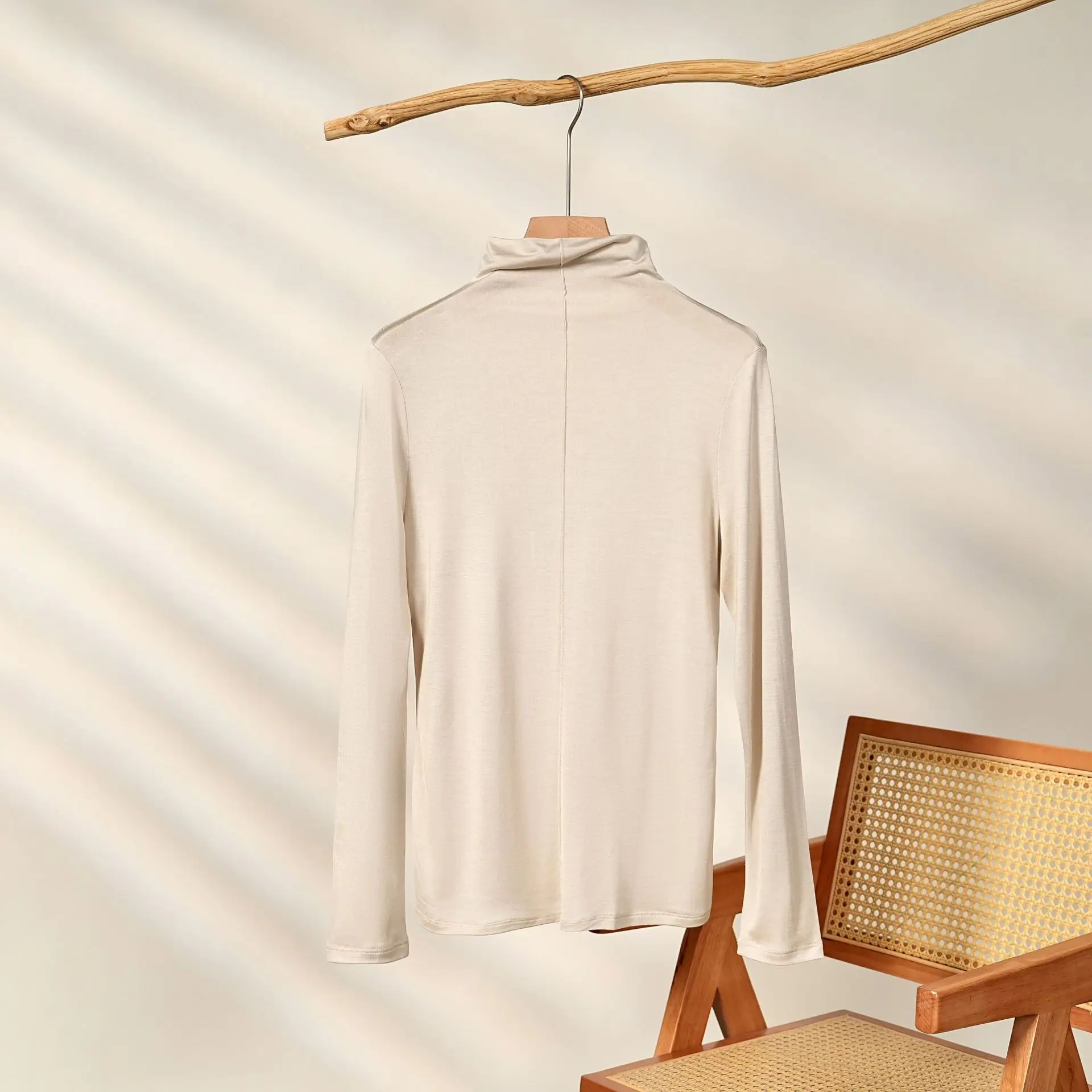 MadBlack-100%Real Silk Elegant Knit T-Shirt, Mock Neck Solid, Women Basic Skin-friendly Bottom Slim Top, 2026 Autumn T66847CC