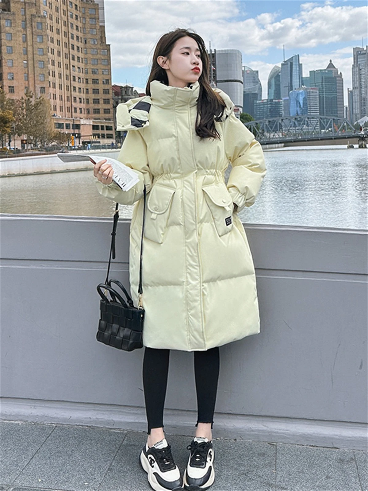 Women's Waist Cinched Hooded Cotton Jacket, Cotton Padded Jacket, Knee Length Design, Small Size, New Korean Version, 2024