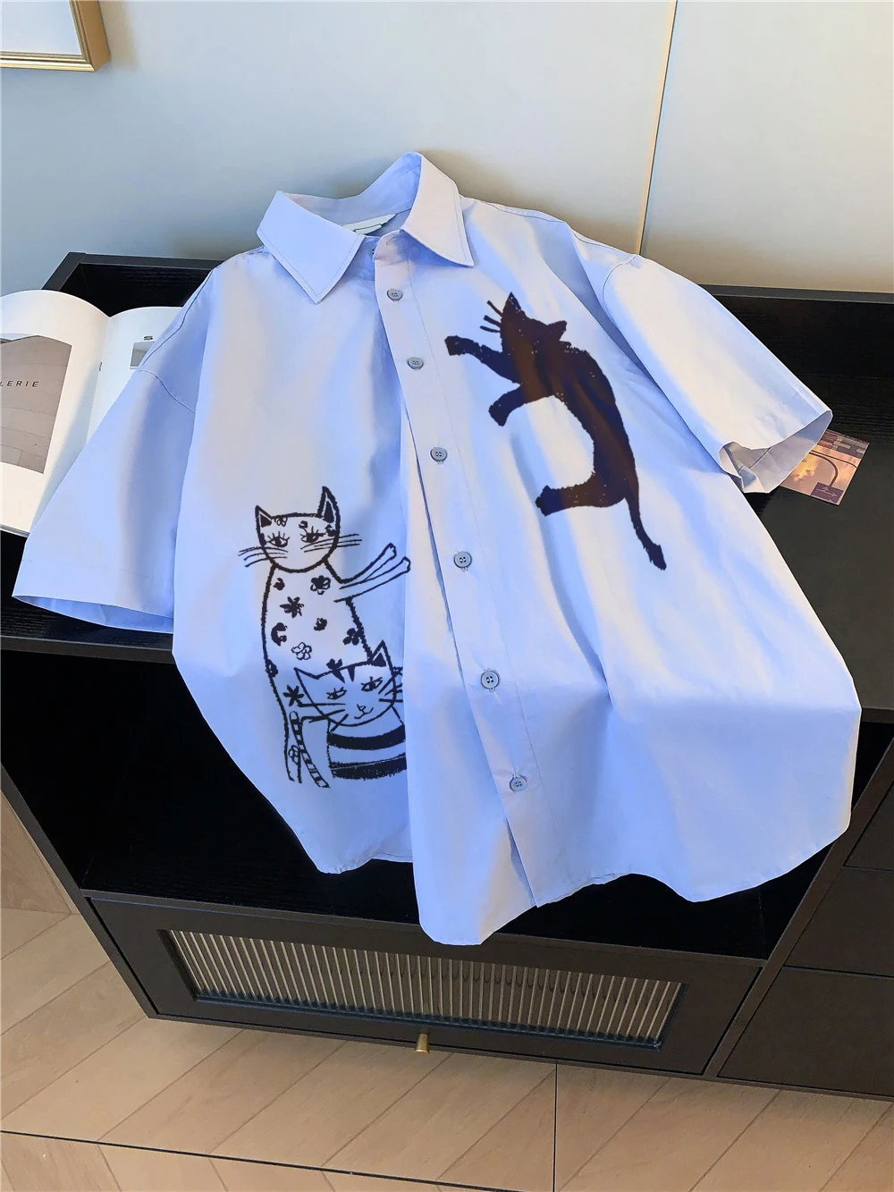 

Свободный повседневный воротник с принтом irt, мужская летняя модная брендовая верхняя одежда в стиле ретро, уличная верхняя одежда irt, корейский Sle Commute Wind