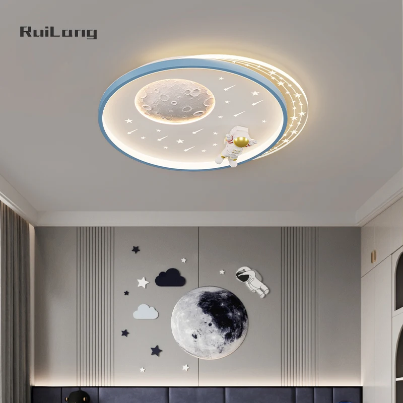 الحديثة led الفضاء ضوء السقف غرفة الاطفال الفتيان غرفة نوم الثريا رائد الفضاء القمر ستار ديكور الأبيض الحضانة مصباح السقف Plafon