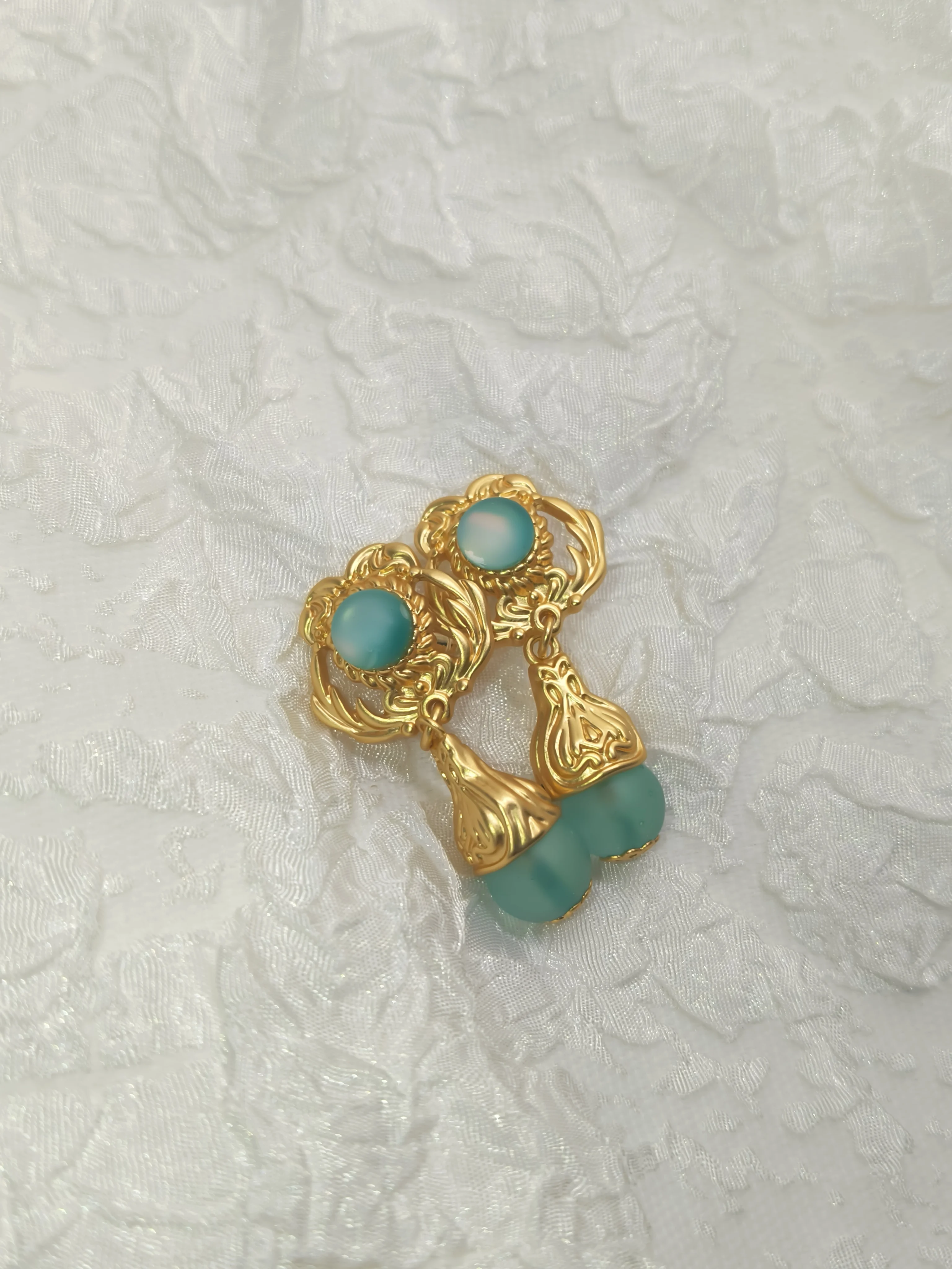 

Vintage Court Style 14K Gold Filled Jewelry Large Colorful Gems Ear Drop Dangles Chunky Blue Stone Resin Stud Earrings For Women
