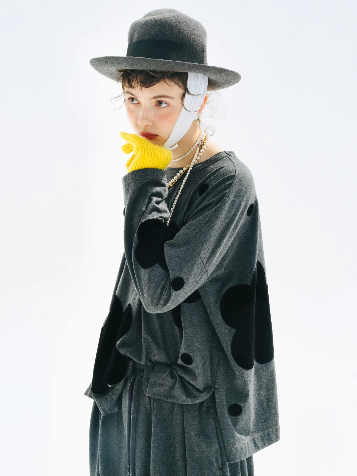 imakokoni 2025 Autumn Pure Cotton Knitted Appliqué Oversized Long-Sleeve Top for Women, Autumn Inner Wear 255162