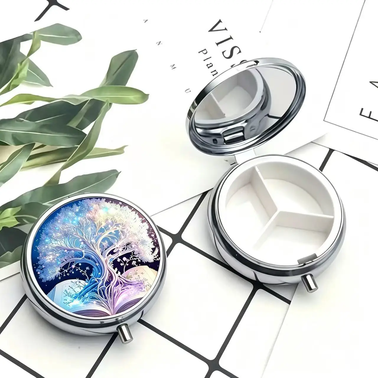 3 Compartments Round Metal Pill Box, Glitter Life Tree Print Portable Pocket Pill Case, Mini Travel Medicine Storage Container