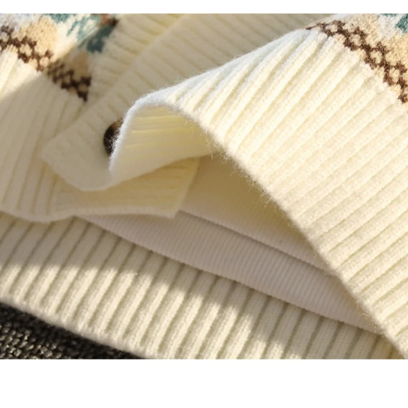 High Quality Man Long Sleeves Knitwear Color Blocking V-Neck Autumn New Korean-Style Pullover Fashion Leisure Hot Men's Clothing