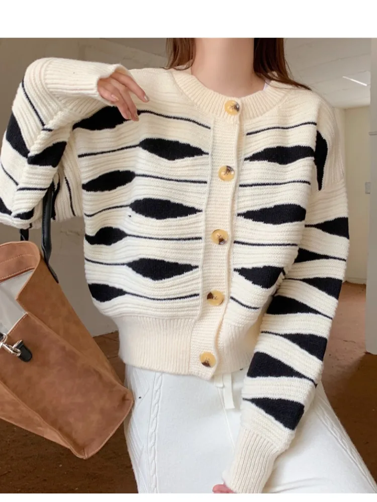 

Модный вязаный кардиган в полоску с длинными рукавами, женский, в корейском стиле, на одной пуговице, свободного кроя, для зимы