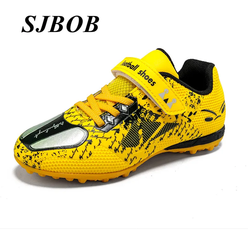 

New Yellow Soccer Shoes Kids Low Cut Short Nail Children's Football Shoes Light Non-Slip Society Soccer Cleats For Boy Sneakers