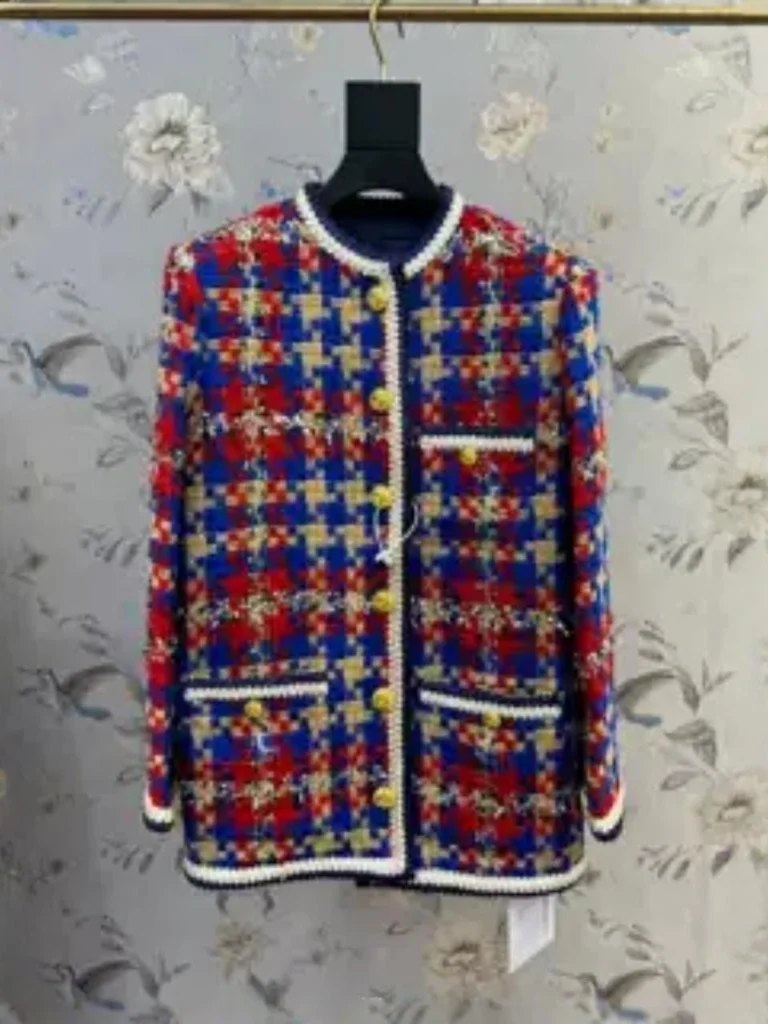 

Весна 2024, классический ретро цветной блуз, свободный утягивающий повседневный универсальный клетчатый вязаный твидовый кардиган, женская верхняя одежда