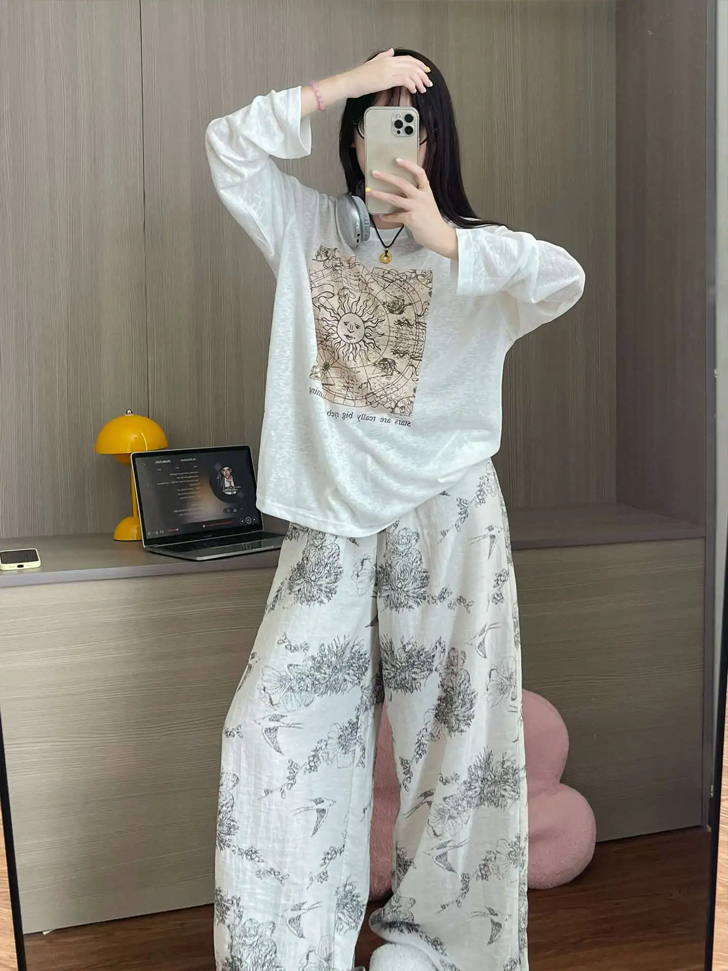 

Celestial Sun Moon Print Lounge Set Women Loose Long Sleeve Top Wide Leg Pants Two Piece Set Boho Chic Home Suit Pajamas 2026