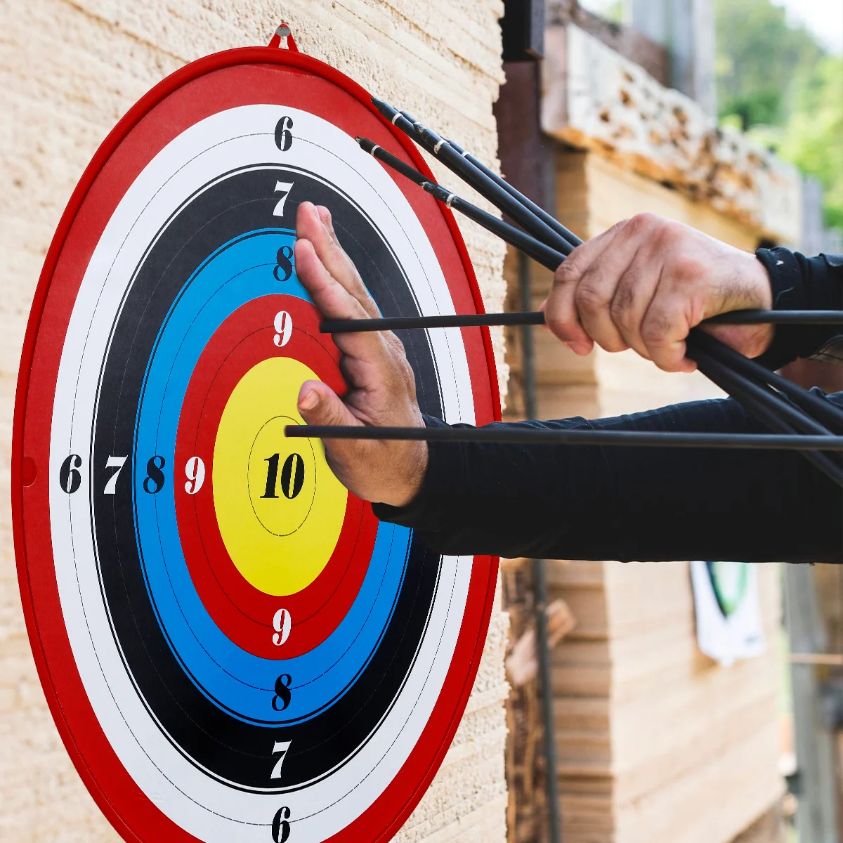 

1Pcs Archery Target Round 41cm Diameter Practice for Kids Outdoors Suspension Correct Posture Develop Skills Archery Equipment