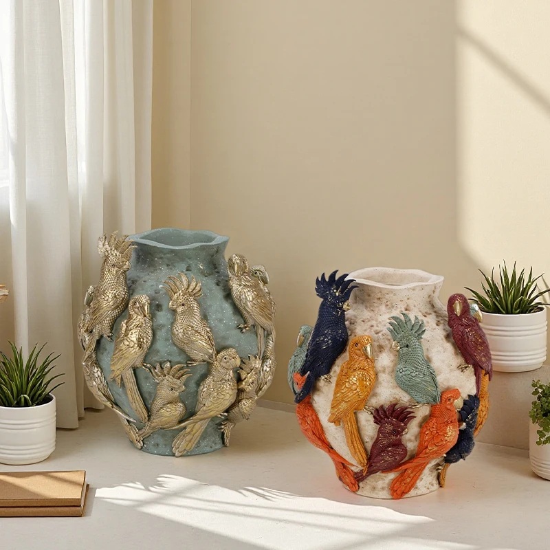 New engraved parrot relief vase Intricate colored golden bird embossed resin vase Home desktop decoration