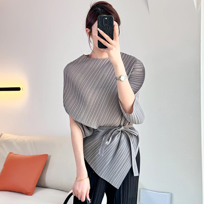 Fashion Elegant Women O Neck Batwing Sleeve Shirt New Summer Miyake Pleated Lace Up Split Elastic Irregular Loose T-Shirt Tops