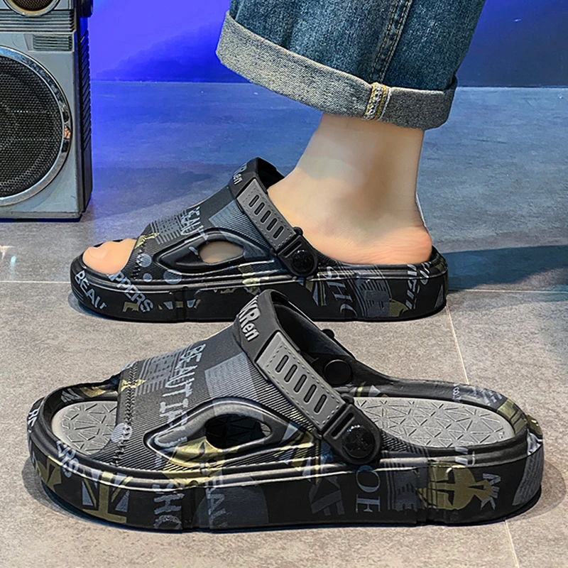 

Men's Summer Outdoor Anti-slip Wear-resistant Thick Bottom Slip-On Sandals Home Beach Sports Slippers Youth Trend Korean Style