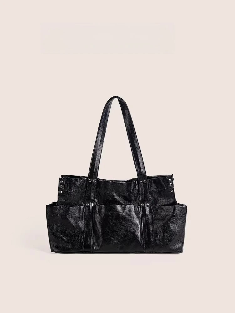 

2026 Large Capacity Multi Pocket Fashionable Personalized Handheld Underarm Bag Minimalist Niche Commuter Solid Color Tote Bag