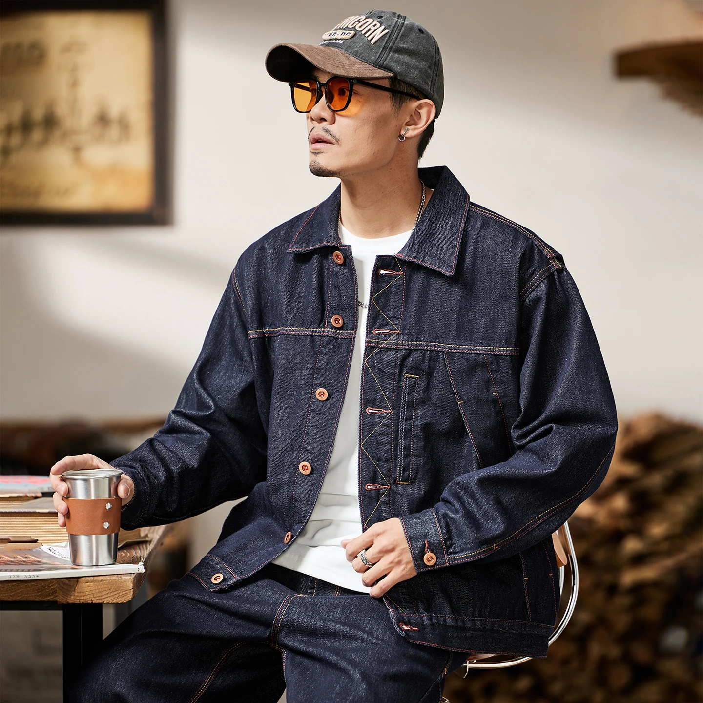 Spring new vintage-style plain-color denim jacket for men - long sleeves, versatile, loose fit, slimming, casual jacket