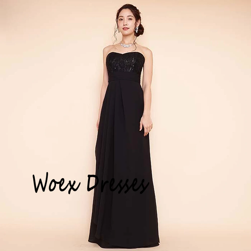 Abito da sera con pieghe nere in jersey senza spalline personalizzato con giacca in pizzo Abito da festa senza schienale Abito da ballo a trapezio lungo fino al pavimento