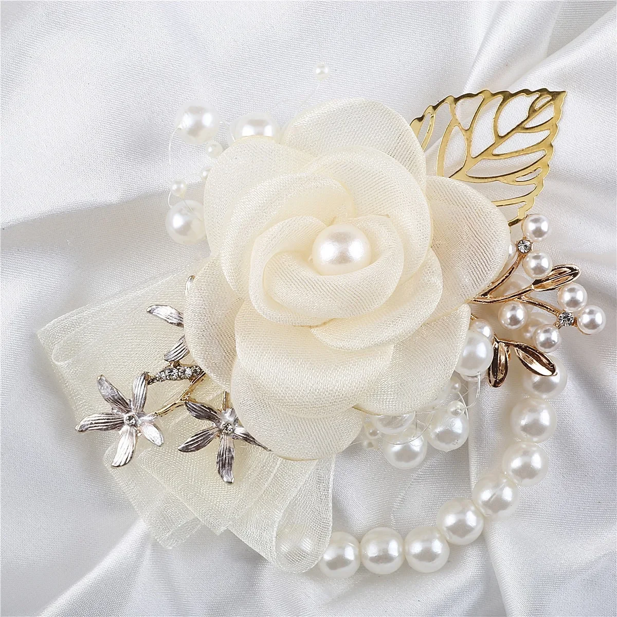 

Artificial Flowers, Faux Flowers, Fake Flowers, Pearl Beaded Wrist Flower, Ivory Rose Bridesmaid Accessories, Wedding Mensuit De