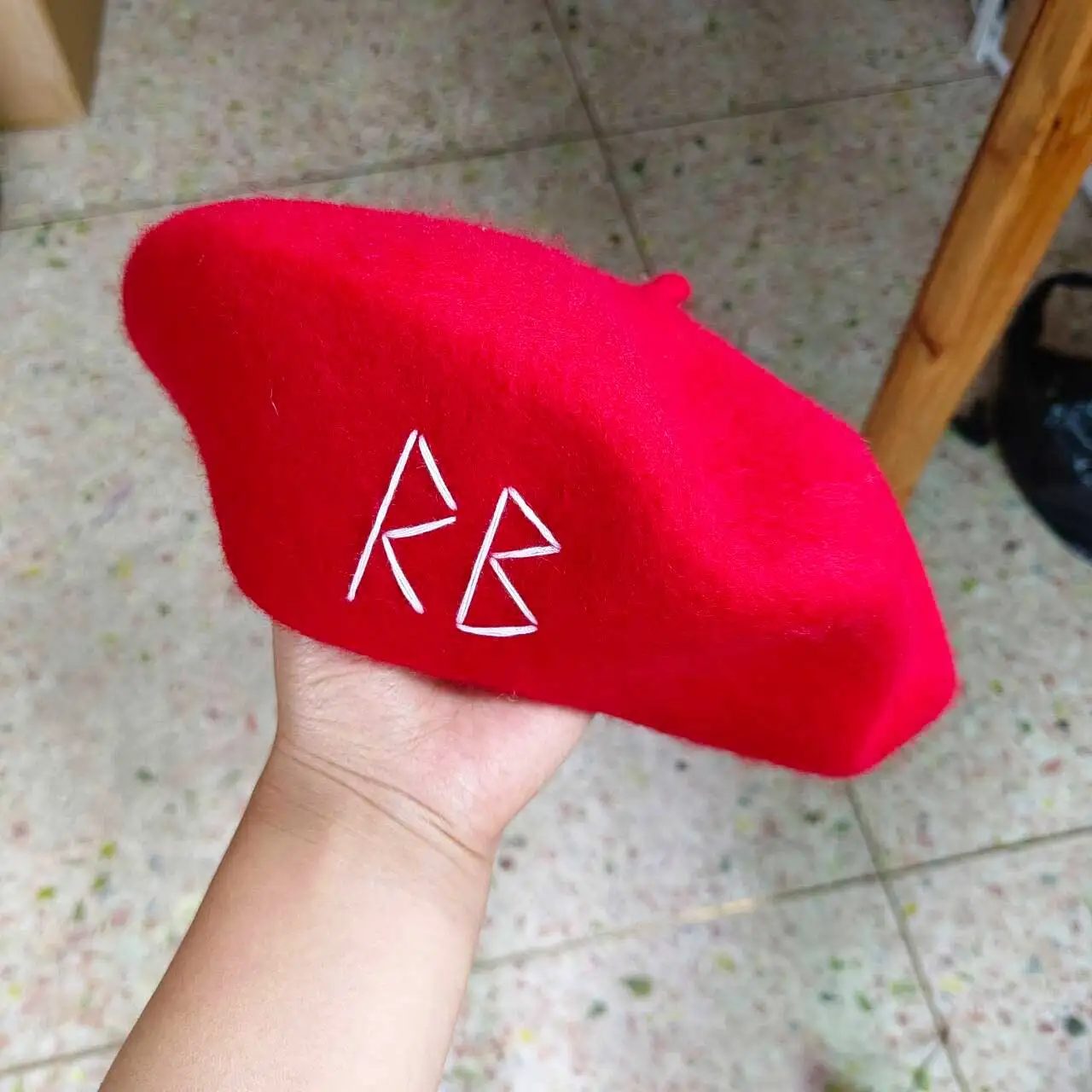Red beret English letters autumn and winter wool beret candy color women's hat white chapeau femme