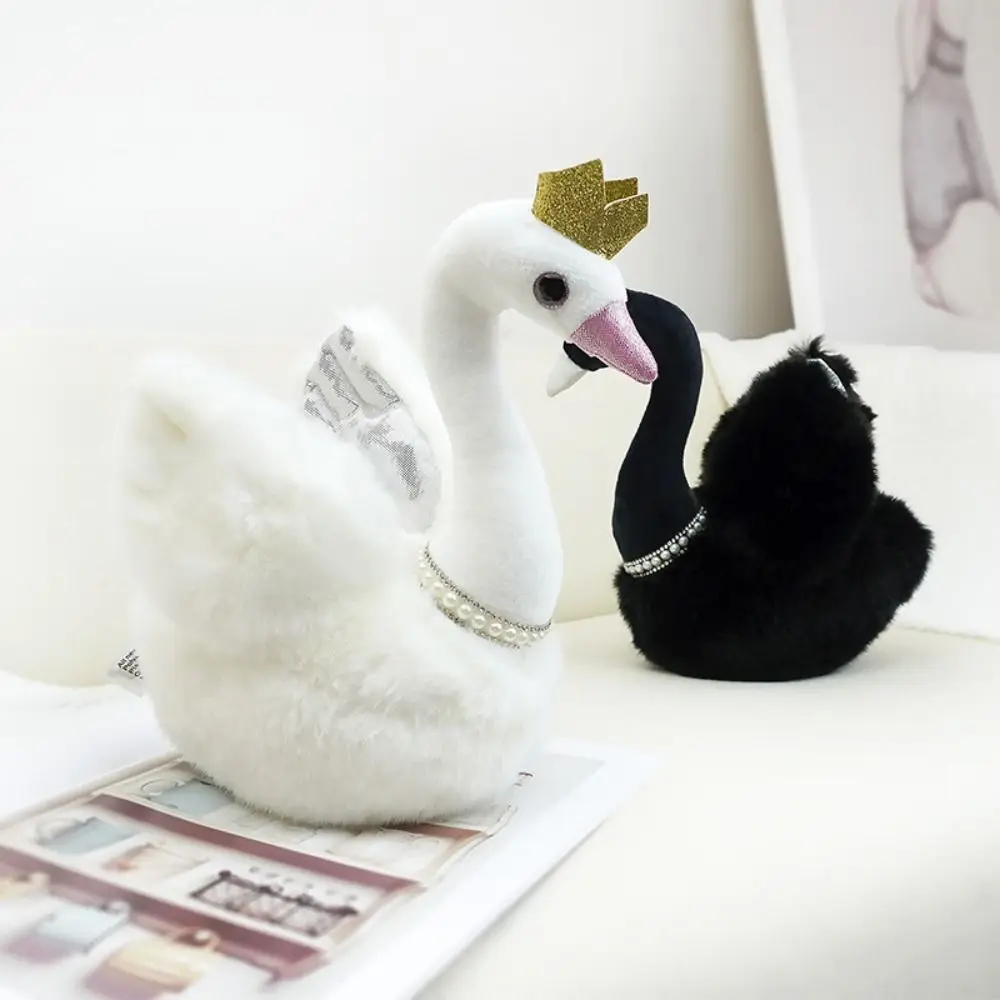 Prinses Kroon Zwaan Knuffel Knuffeldier Parelketting Koningin Zwaan Plushie Simulatie Elegante Zwarte Zwaan Pop Huwelijkscadeau