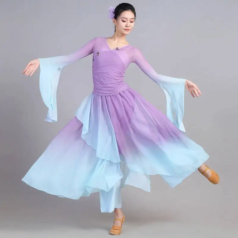 Рисунок 3 - Классический танцевальный костюм для женщин