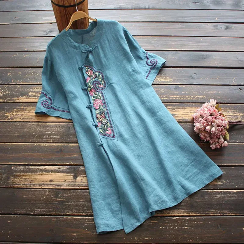 Chinese Style Clothing Women Clothes 2024 New Summer Chinese Cheongsam Tops Embroidered Shirt Blouse Cotton Linen Hanfu Ladies