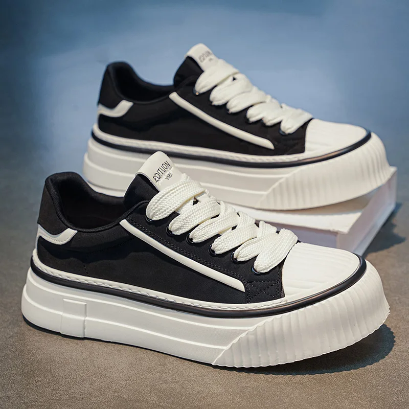 

2026Summer New Men's Skateboarding Shoes Classic Men's Canvas Shoes Breathable Versatile Men's Soft Bottom Casual Sports Shoes