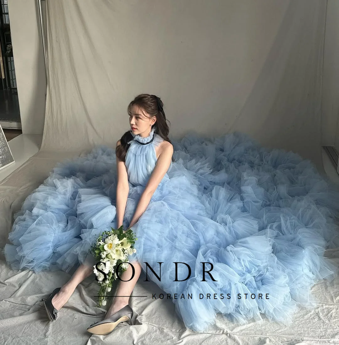 Sondr Himmelblaue O-Ausschnitt ärmellose koreanische Brautkleider, abgestufter weicher Tüll, japanische Hochzeits-Party-Kleider, individuelles Abendkleid