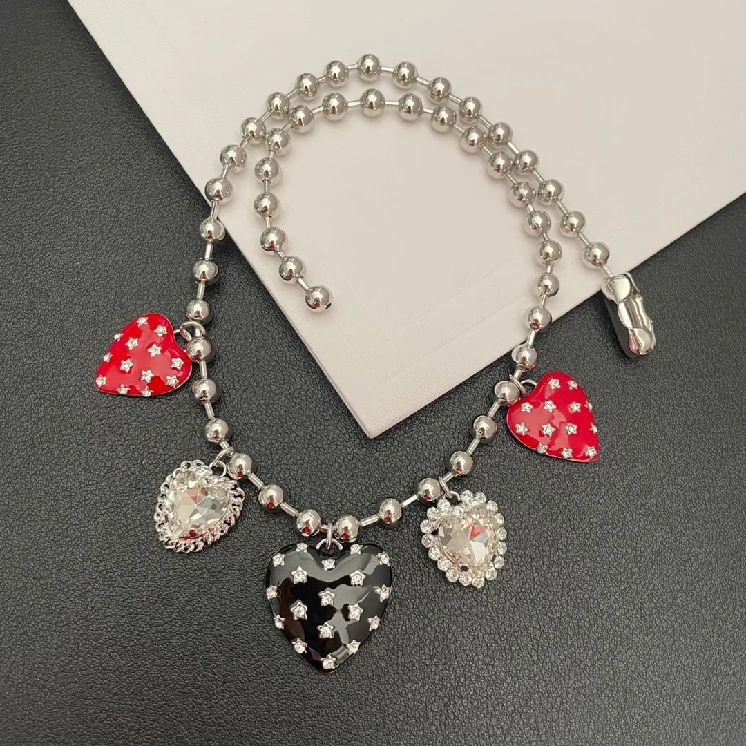 Necklace Temperament Light Luxury Fashion Heart Pendant For Women Luxury Collares  Mujer Collar Jewelry Collier Femme Pendant