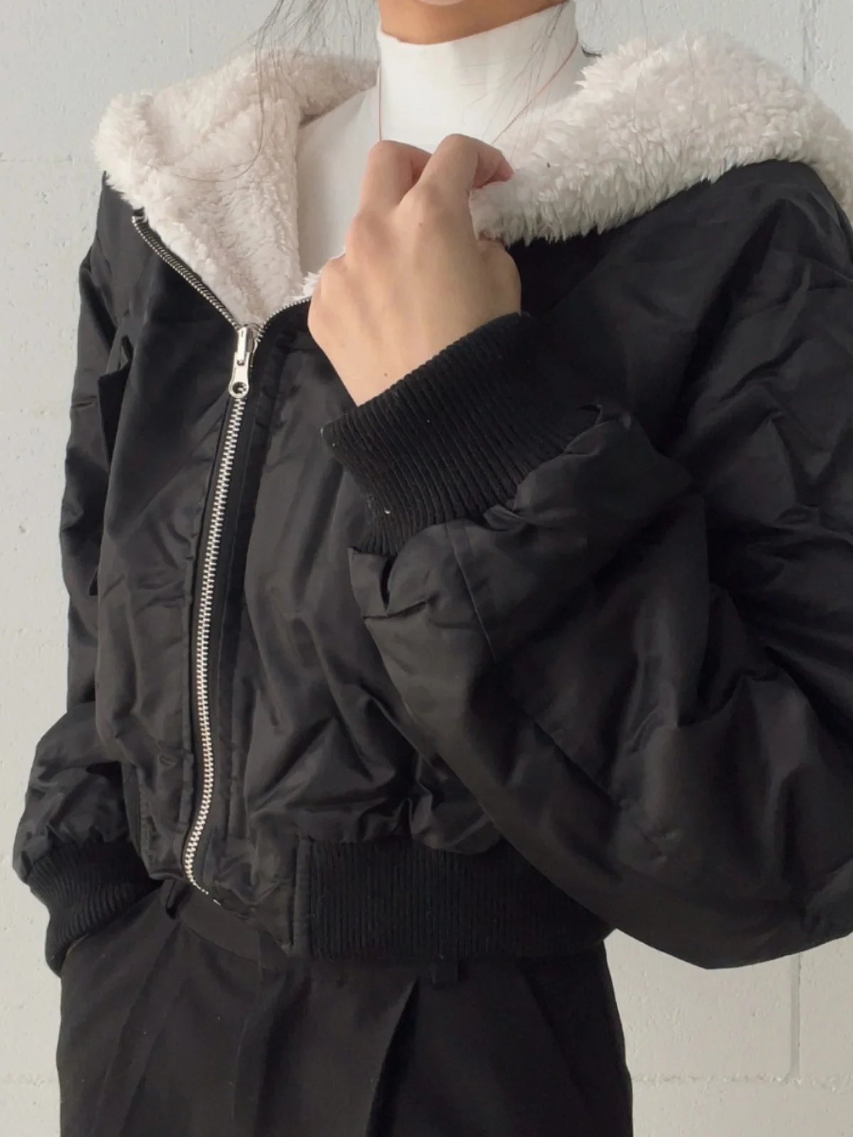 سترة قطنية قصيرة سميكة ودافئة للشتاء مع فرو الحملان، سحاب وغطاء للرأس، يمكن ارتداؤها على الوجهين، معطف قطني للنساء بأسلوب كور... #5