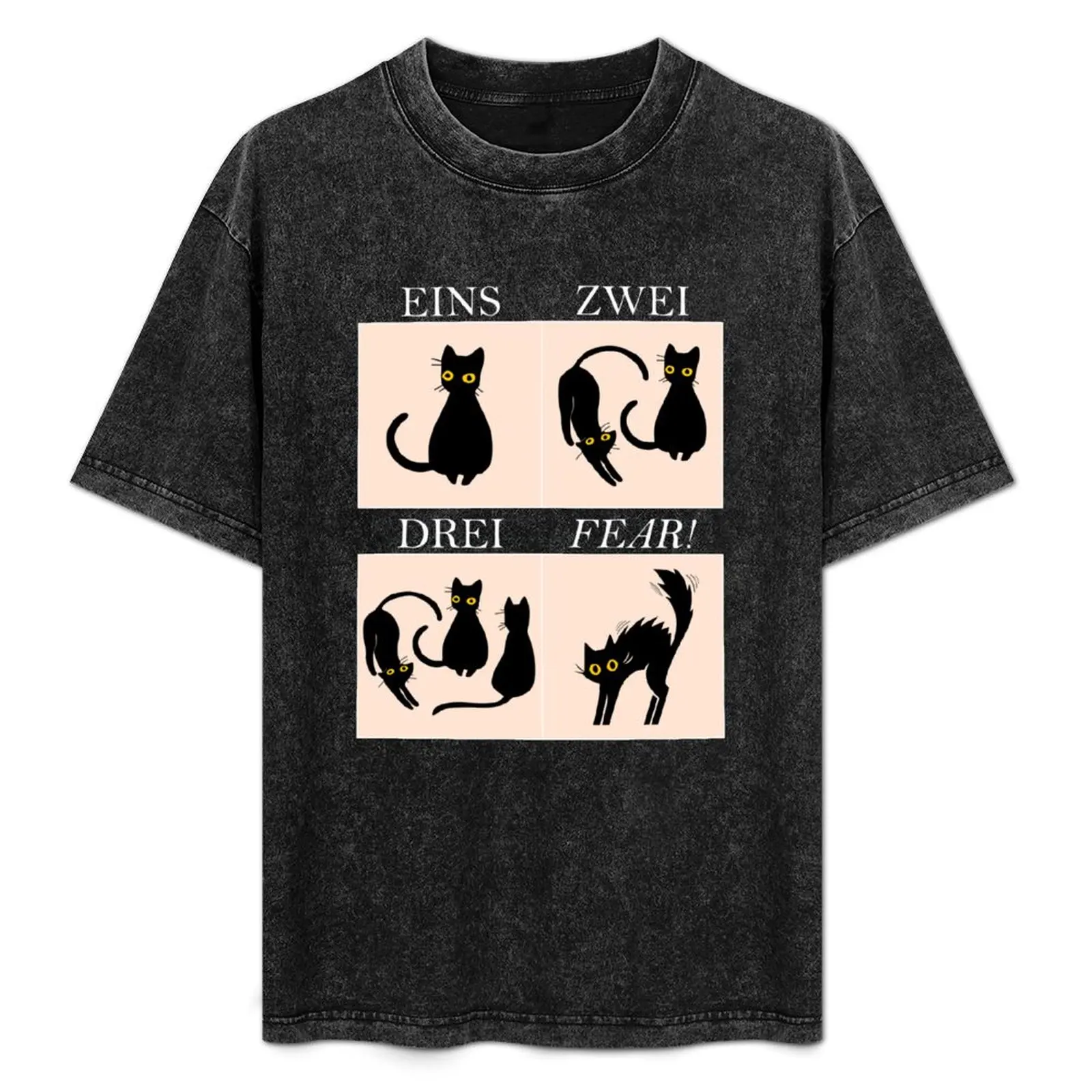 Camiseta de manga corta para trabajo con estampado de gato FEAR (fondo oscuro) con la frase Learning German Fear: Eins, Zwei, Drei