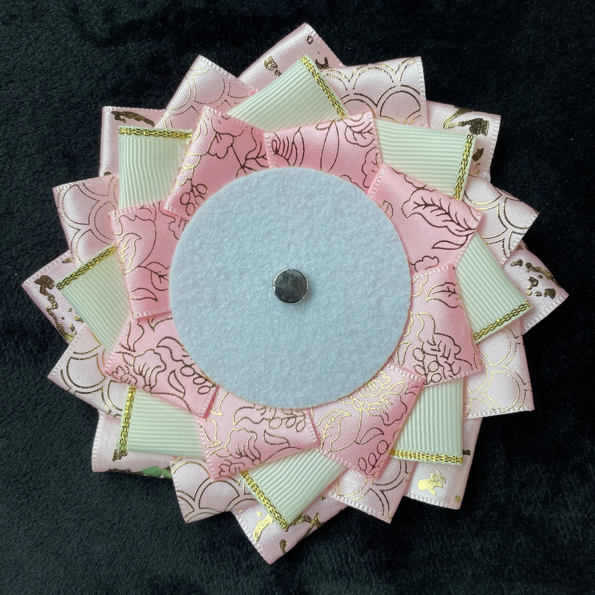 Original Handmade Delicate Ribbon Rosette Badge Holder For 55mm-75mm Badge Badge Display Bag Diy Bag Decoration Accessory