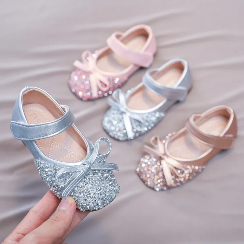 Luksusowe buty dziewczęce Rhinestone Chic dziecięce skórzane buty wiosna jesień Bowknot moda dziecięca księżniczka przyczynowe płaskie buty na